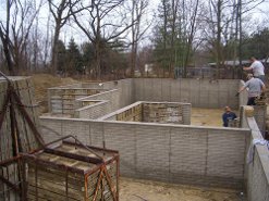 installing your log home foundation